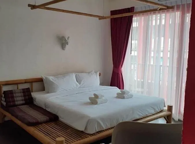Lin Poshtel 林 Hostal *